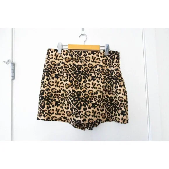 Zara Leopard Print Mini Skort - Picture 1 of 3